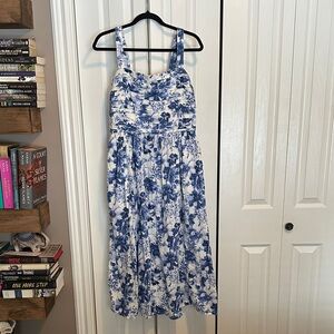 A&F Floral Blue and White Women's Dress